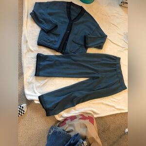 Pretty garden knit set size XL blue and black